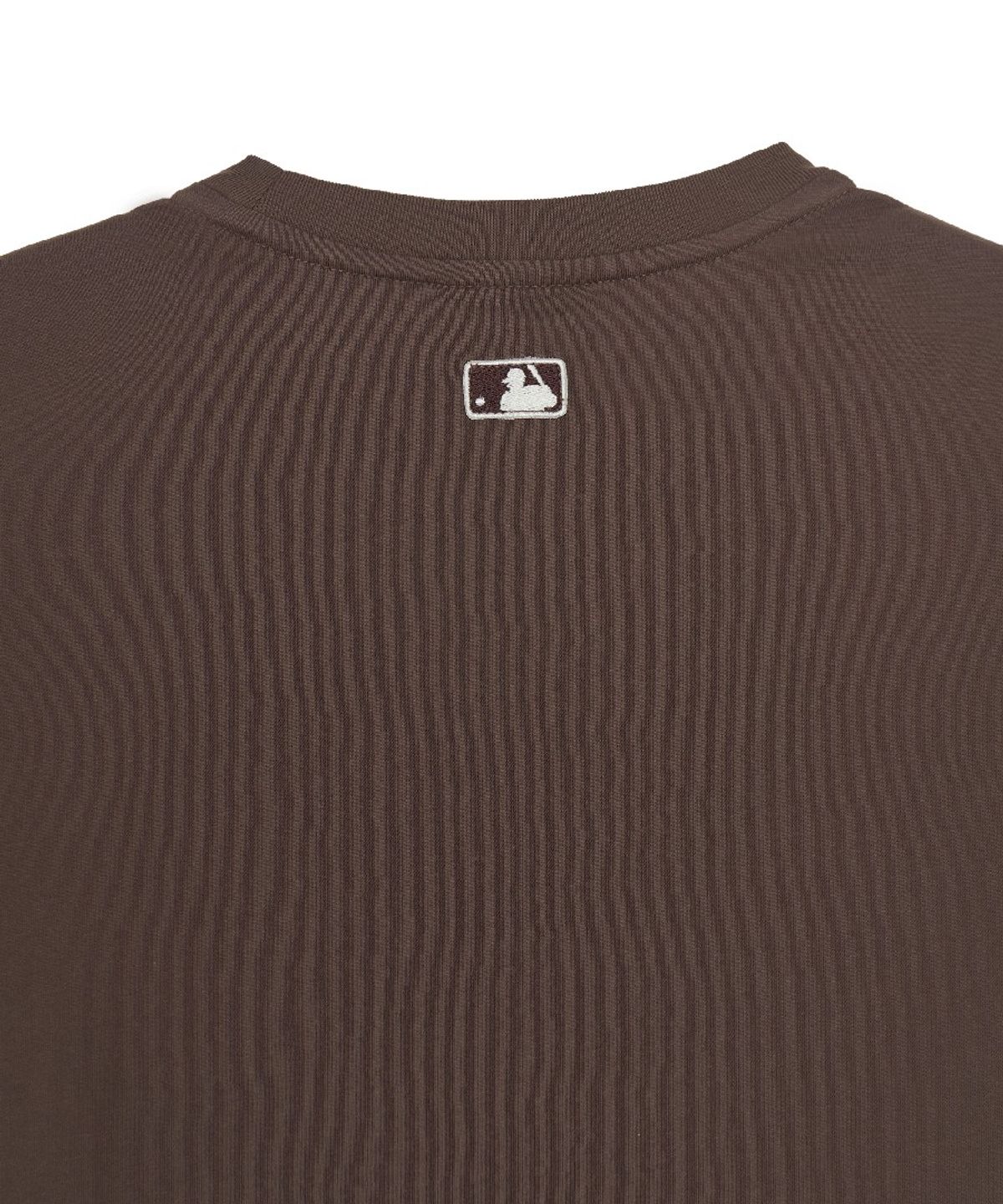 엠엘비(MLB) 여성 셰리프 로고 포인트 컴포터블 크롭 반팔 티셔츠 SF (Brown)