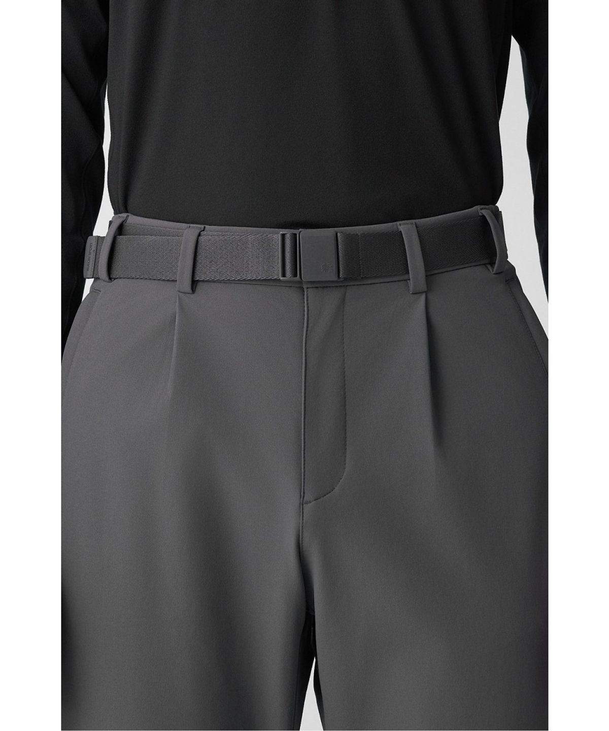 코오롱스포츠(KOLON SPORT) 남성 레귤러핏 스탠다드 원턱 팬츠 JWPNX26131DGY