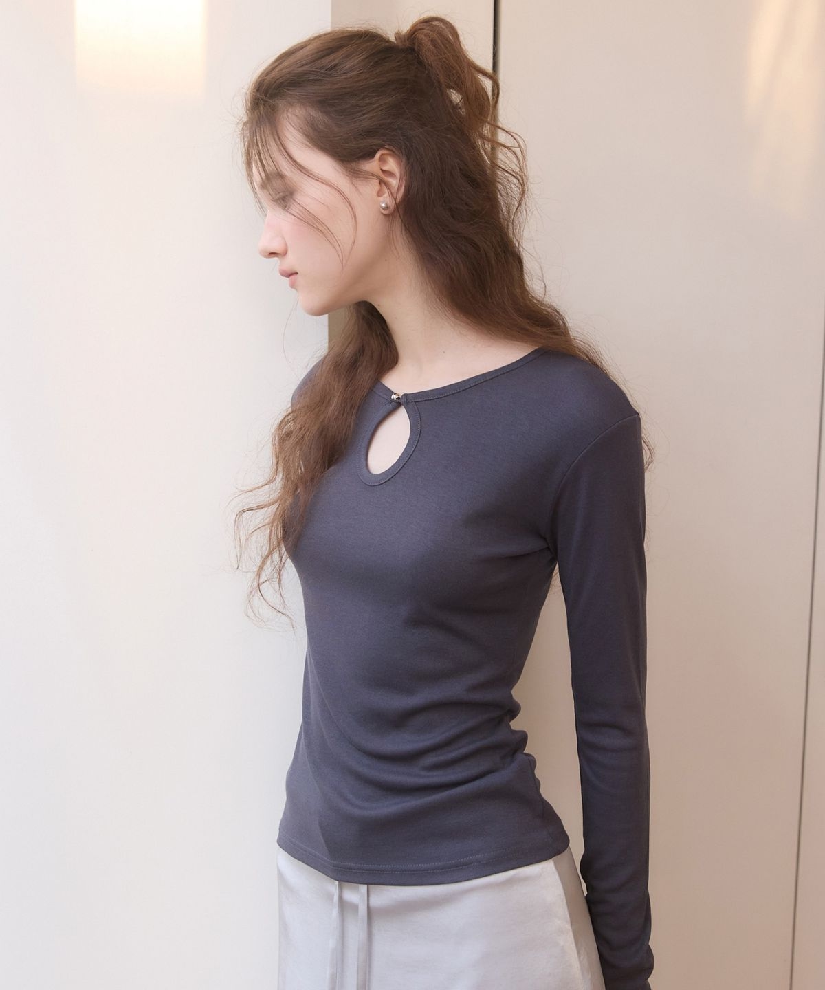 어다울(ADAUL) Silver ball button slim fit t shirts - 3color