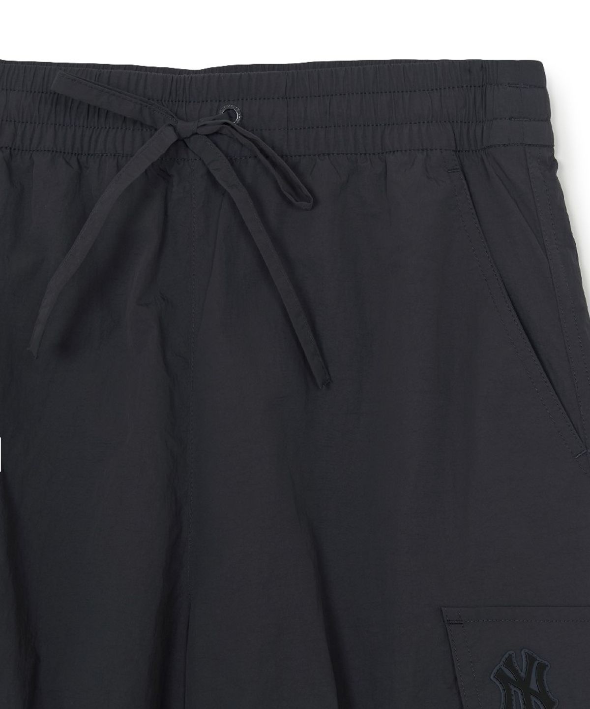 엠엘비(MLB) 여성 고프코어 글로시 하이웨이스트 카고 와이드 플레어 팬츠 NY (D.Charcoal Grey)