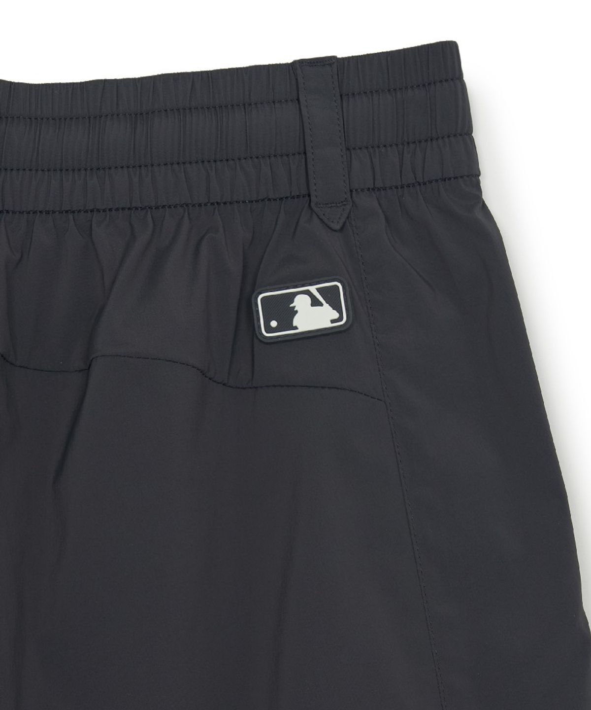 엠엘비(MLB) 여성 고프코어 초경량 리본 카고 세미와이드 팬츠 BOS (D.Charcoal Grey)
