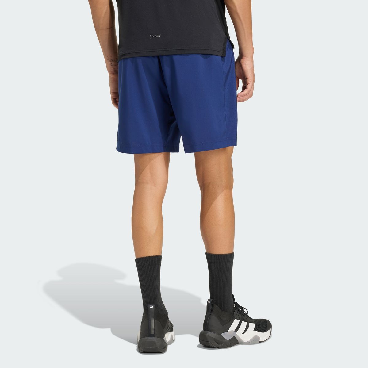 아디다스(ADIDAS) 워크아웃 에센셜 베이스 우븐 쇼츠 KD2947