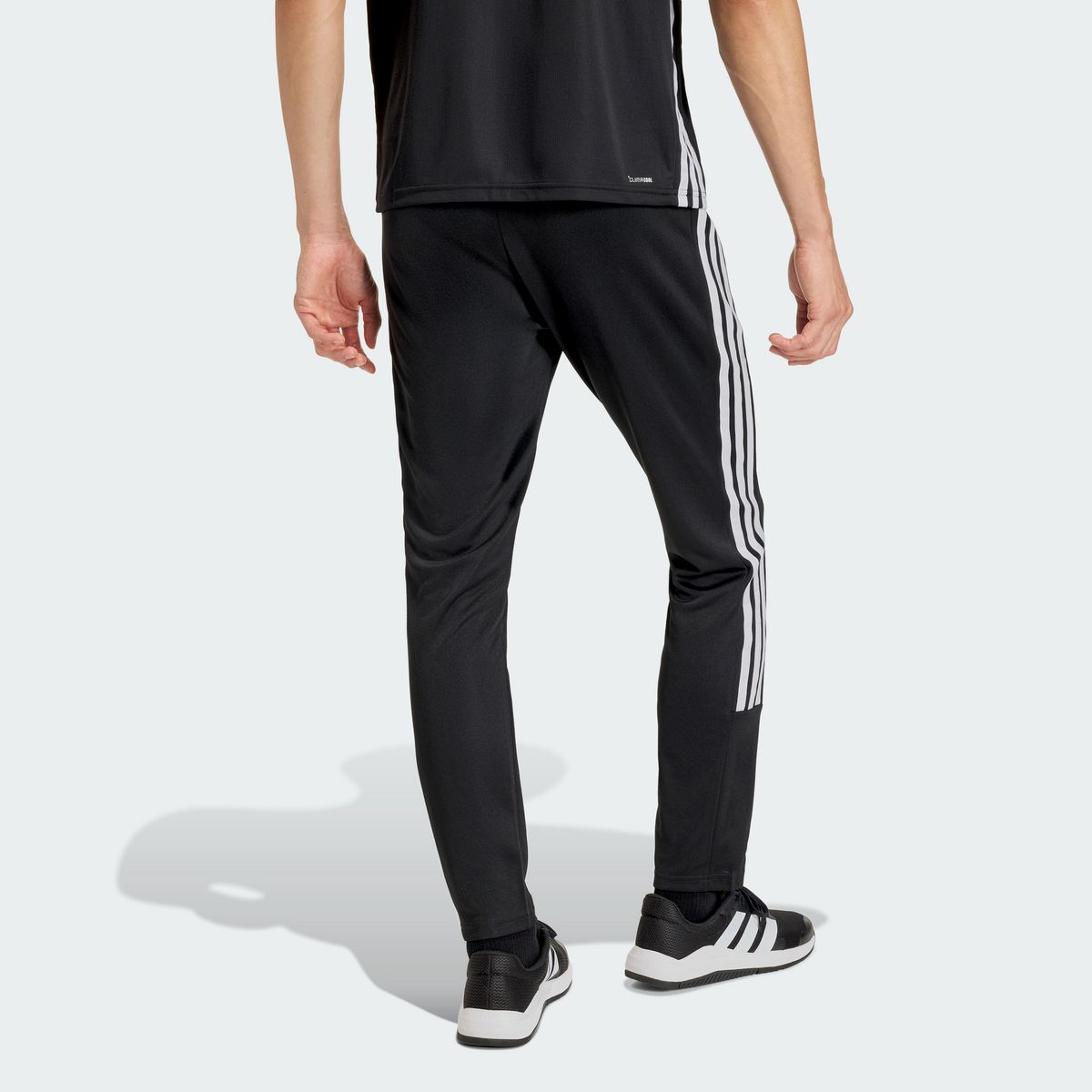 아디다스(ADIDAS) 워크아웃 에센셜 올세트 3-스트라이프 니트 팬츠 KA3590