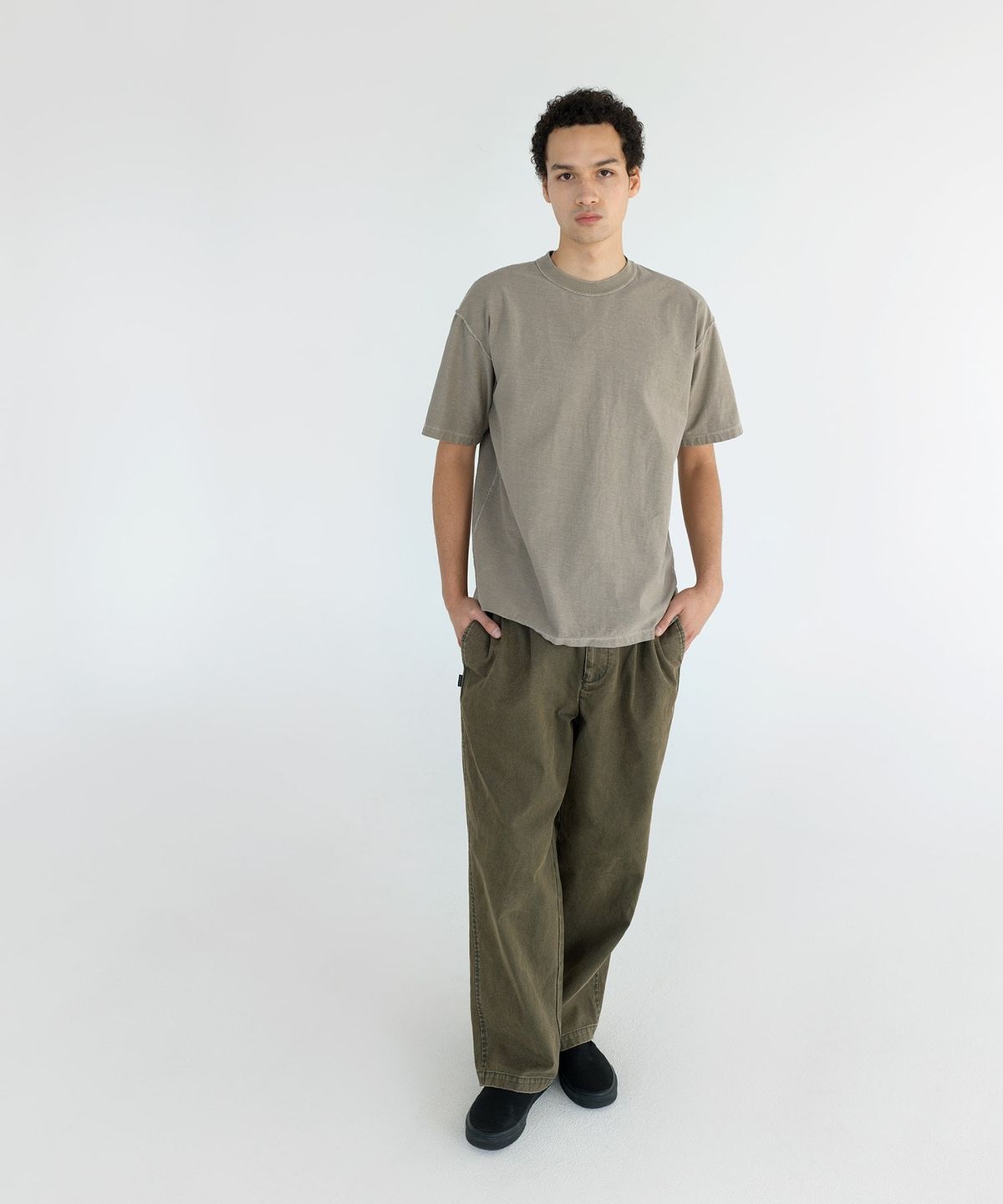디스이즈네버댓(THISISNEVERTHAT) Double Pleated Wide Pant Dark Olive