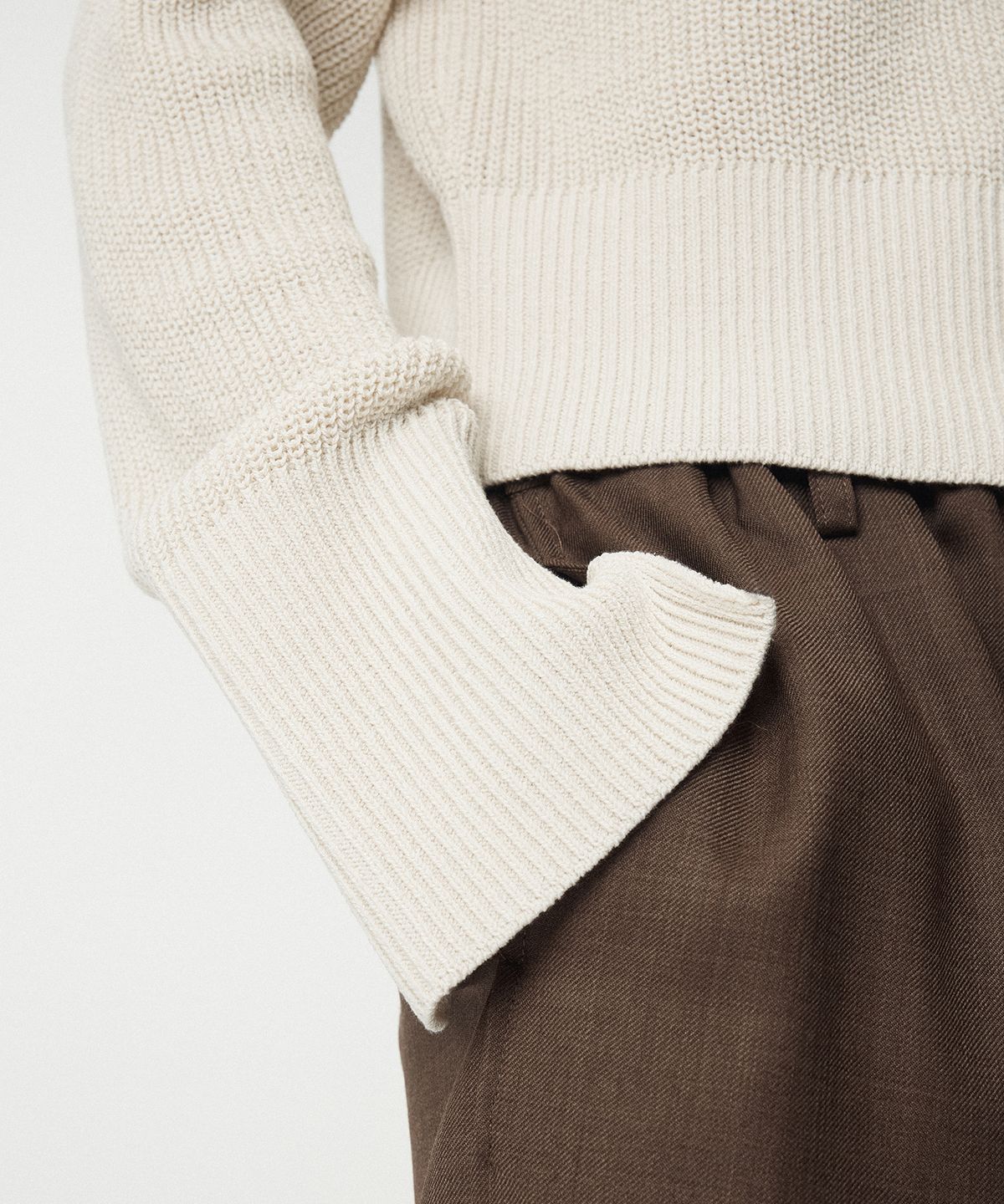우마뭉(UMARMUNG) Italian Orgarnic Cotton Yarn Ribbed Pullover_Paper