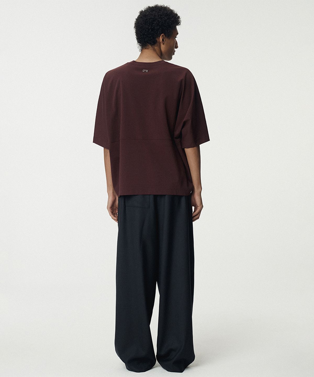 우마뭉(UMARMUNG) Japanese Tropical Wool Fluid Pants_Midnight