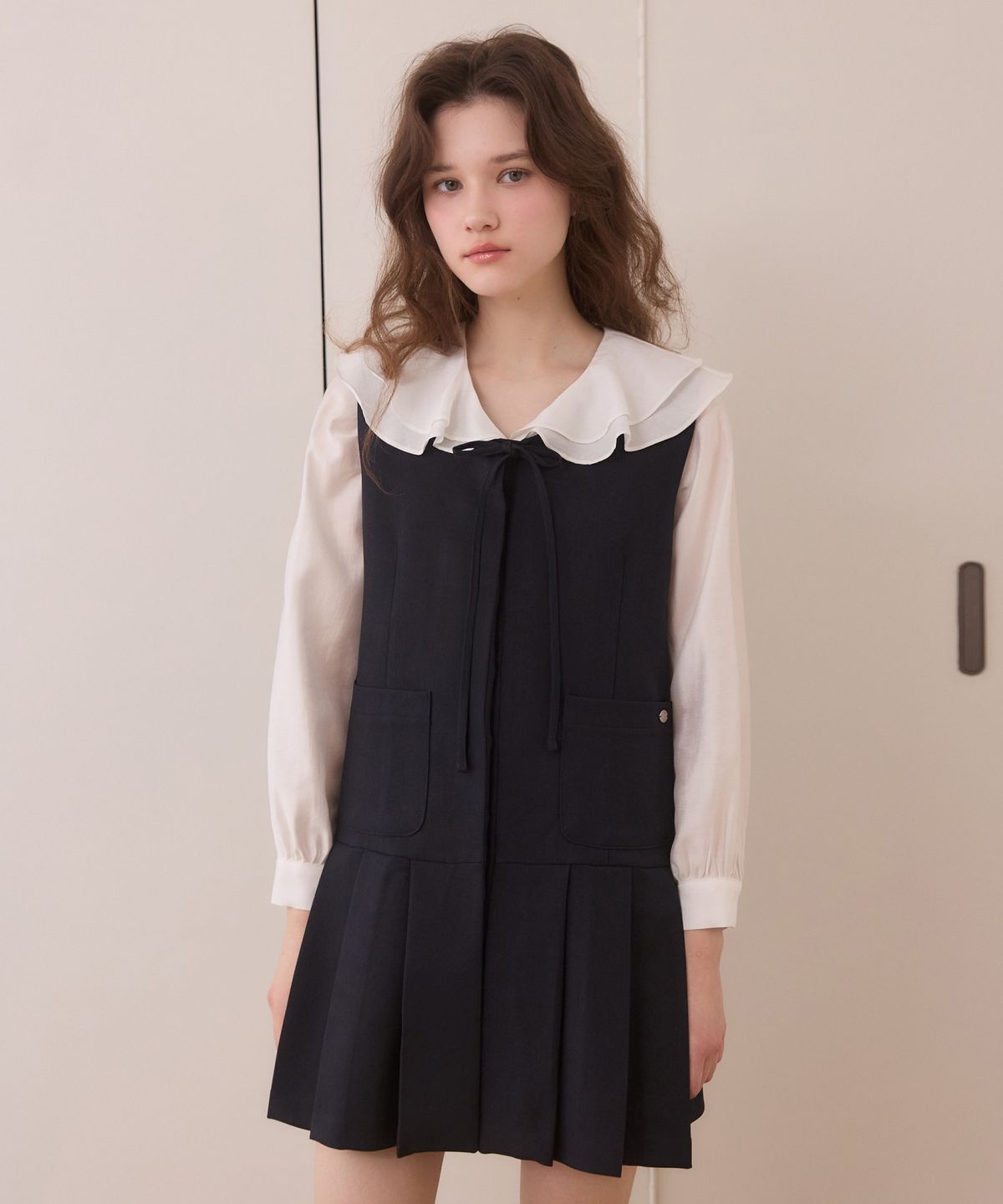 어다울(ADAUL) Hidden button ribbon pleats midi dress - navy