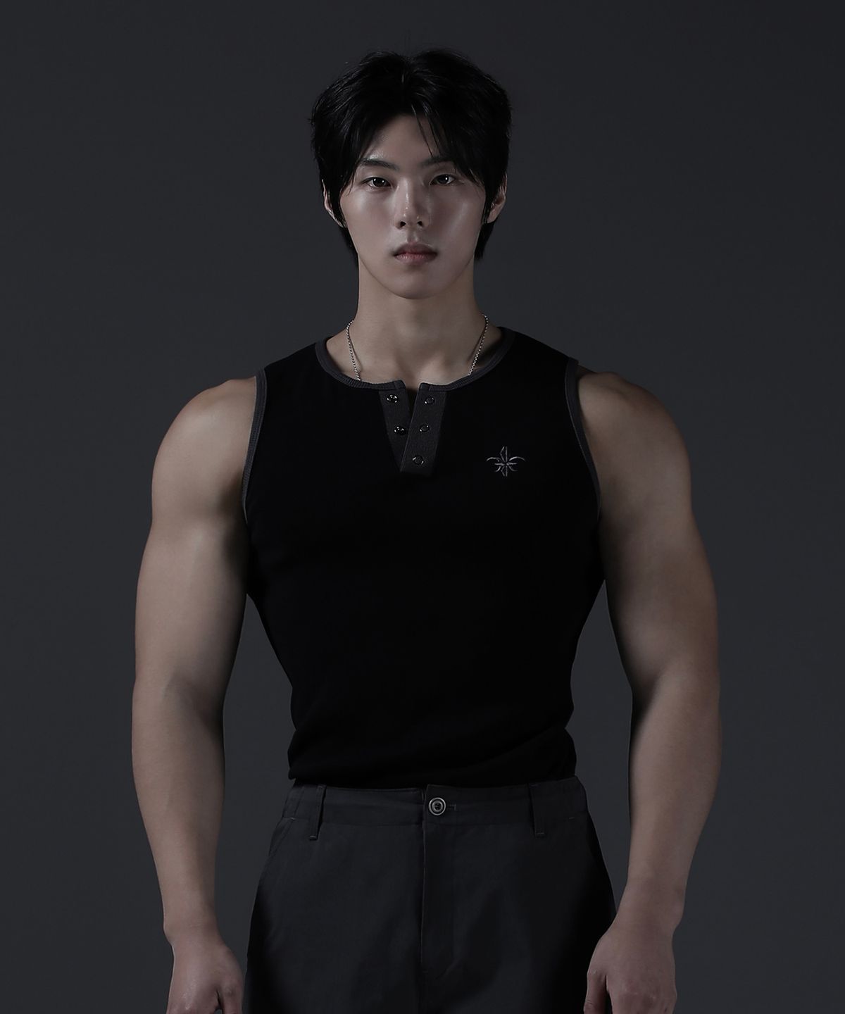 카미드(CARMID) 노블 헨리넥 투톤 슬리브리스