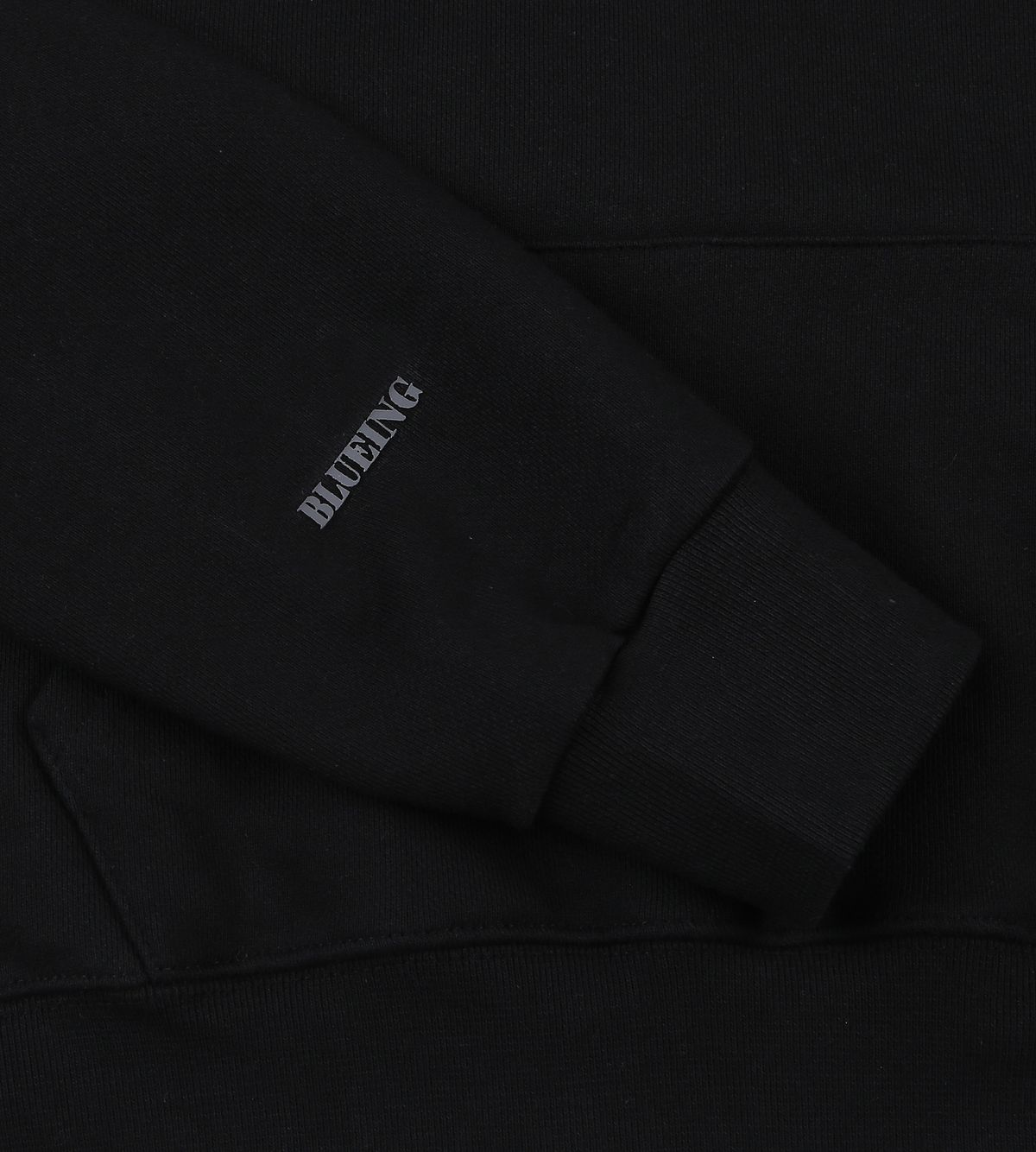 블루잉(BLUEING) SCOTCH SOLID SIMBOL CROP HOOD