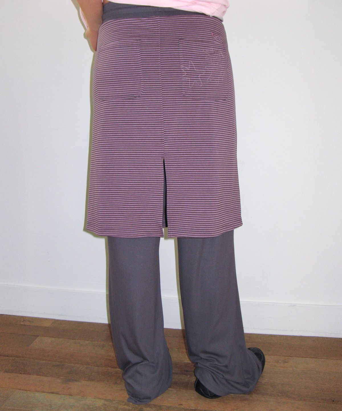 아메스 월드와이드(AMES-WORLDWIDE) STITCH LAYERED MIDI SKIRT PANTS PURPLE