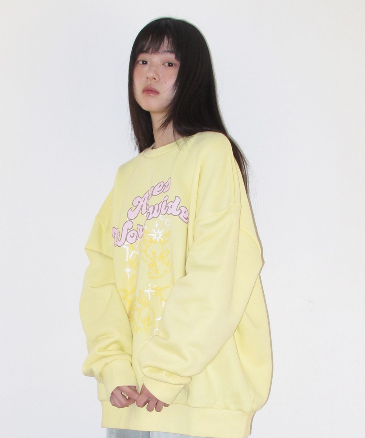 아메스 월드와이드(AMES-WORLDWIDE) STAR RABBIT DRAWING SWEATSHIRT YELLOW