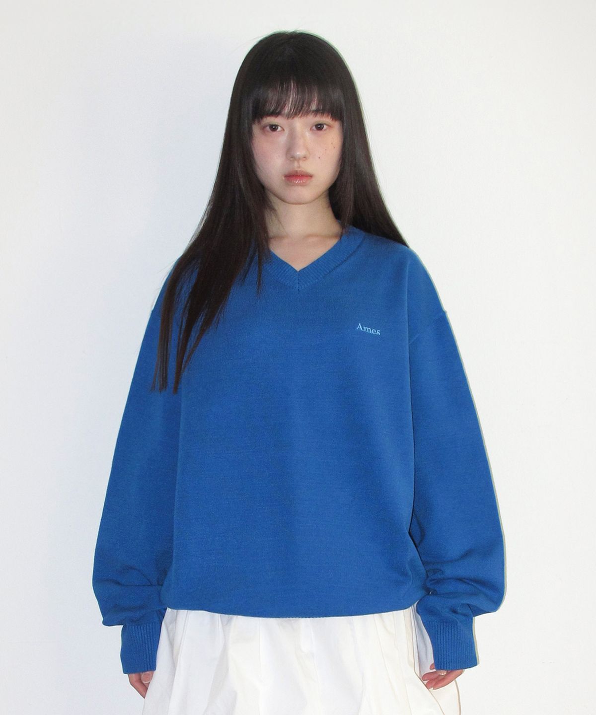 아메스 월드와이드(AMES-WORLDWIDE) BASIC V NECK KNIT BLUE