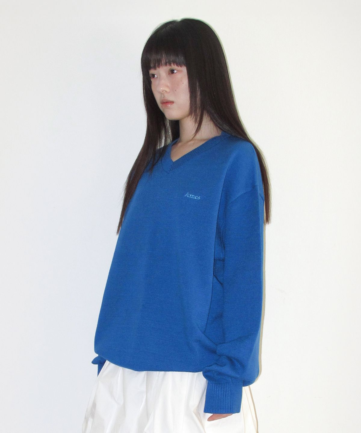 아메스 월드와이드(AMES-WORLDWIDE) BASIC V NECK KNIT BLUE