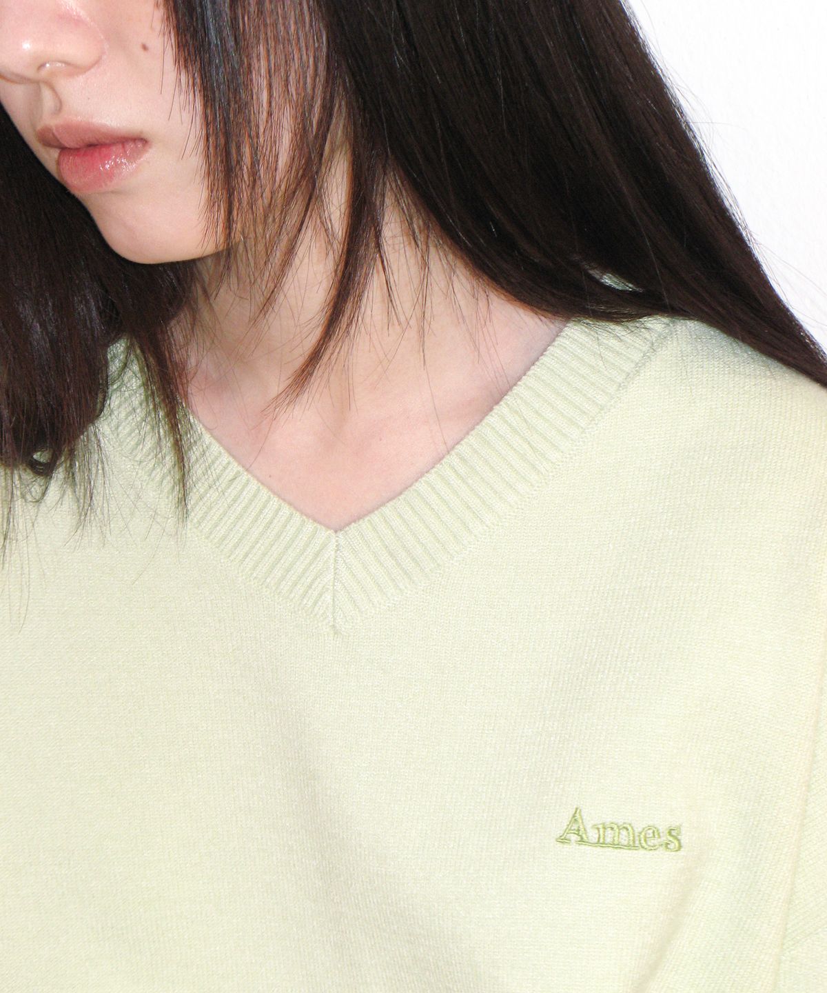 아메스 월드와이드(AMES-WORLDWIDE) BASIC V NECK KNIT GREEN