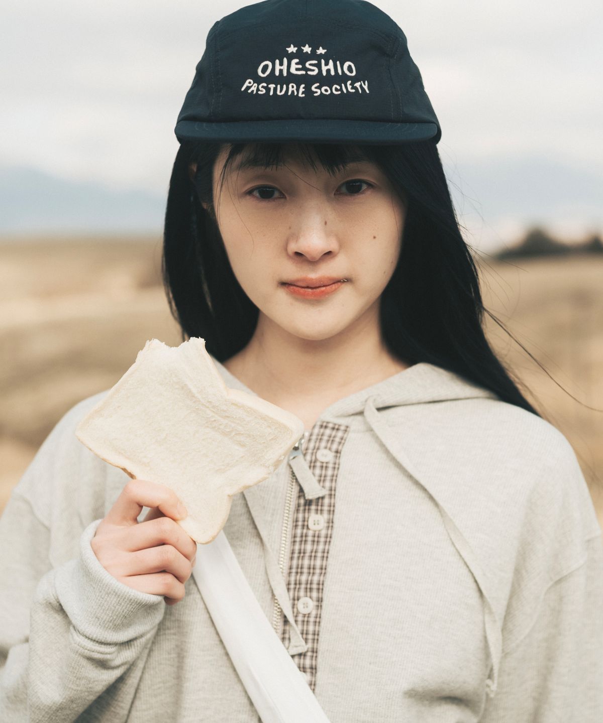 오헤시오(OHESHIO) SOCIETY LOGO NYLON CAMP CAP, NAVY