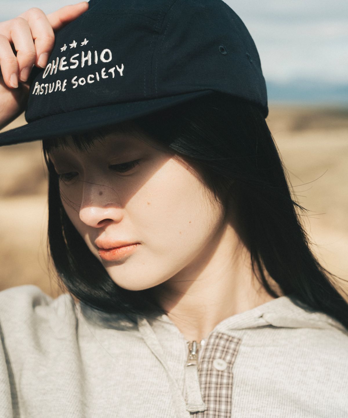 오헤시오(OHESHIO) SOCIETY LOGO NYLON CAMP CAP, NAVY