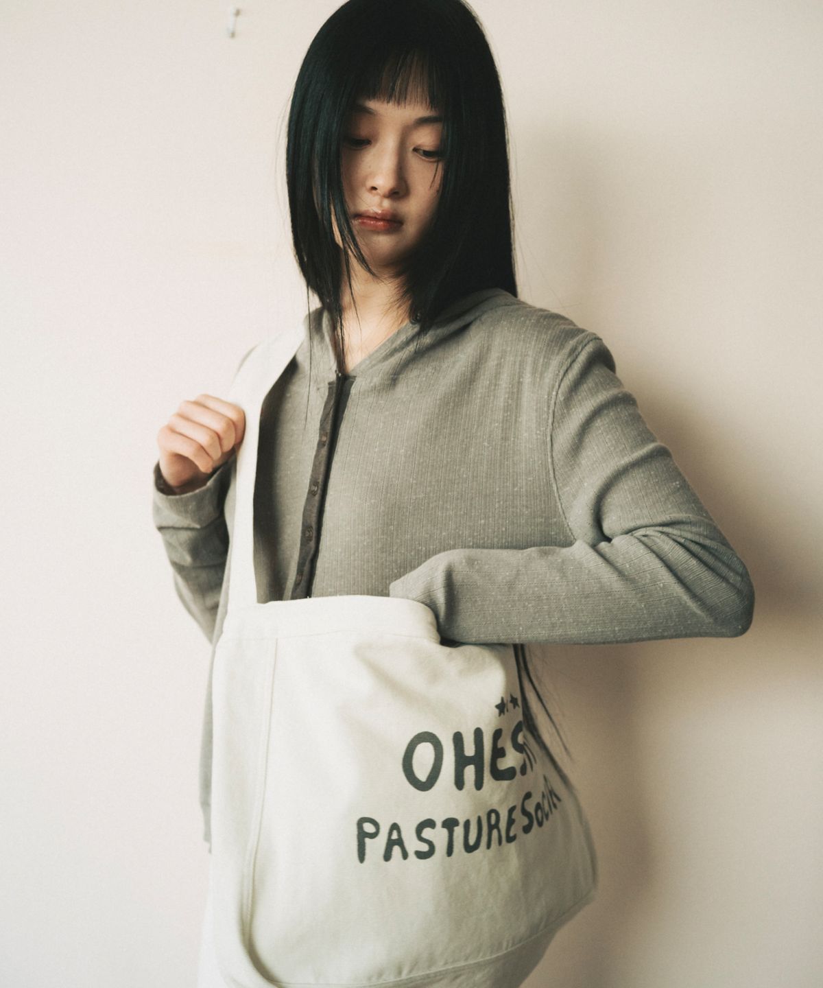 오헤시오(OHESHIO) VINTAGE COTTON LOGO MAIL BAG, CREAM