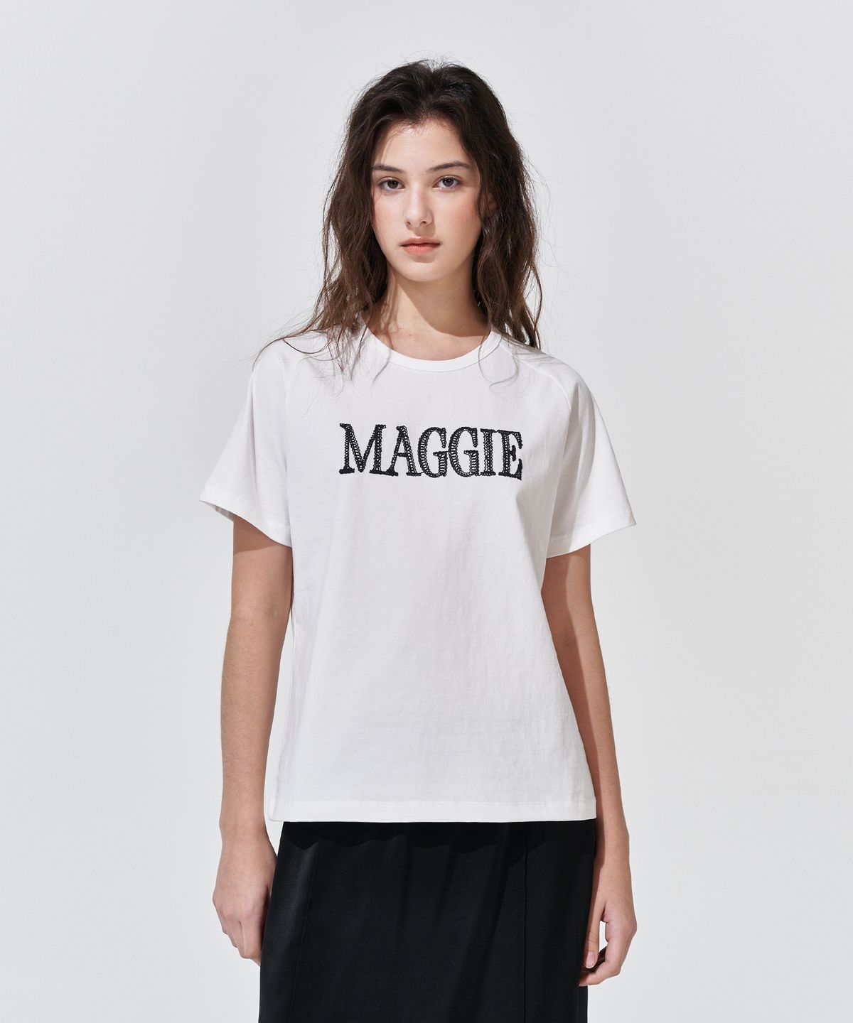 매기(MAGGIE) Signature Lace T-shirt (3color)