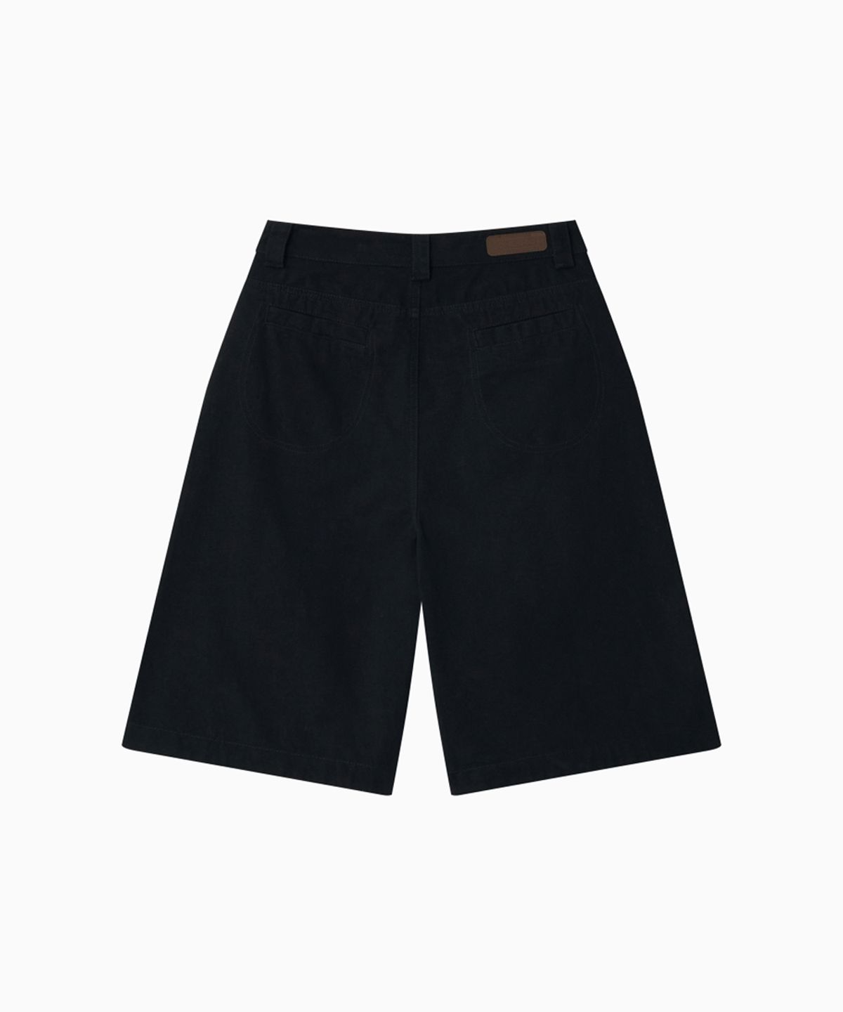 오헤시오(OHESHIO) SHIRRING POCKET BERMUDA PANTS, BLACK