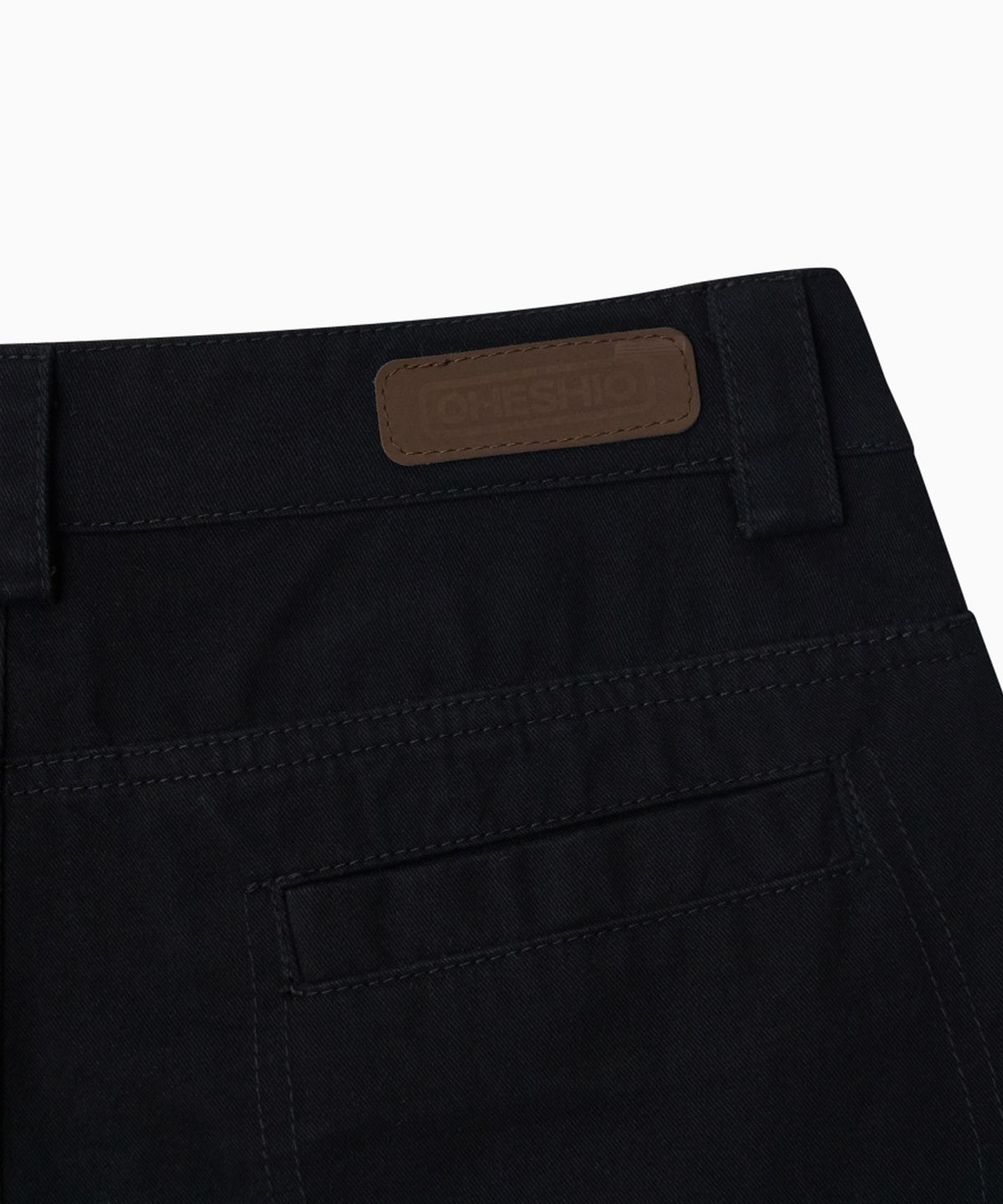 오헤시오(OHESHIO) SHIRRING POCKET BERMUDA PANTS, BLACK