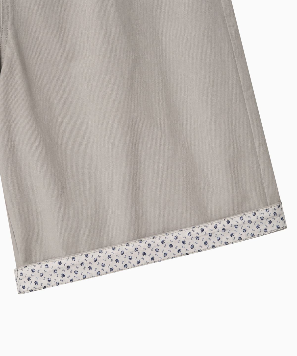 오헤시오(OHESHIO) SHIRRING POCKET BERMUDA PANTS, BEIGE
