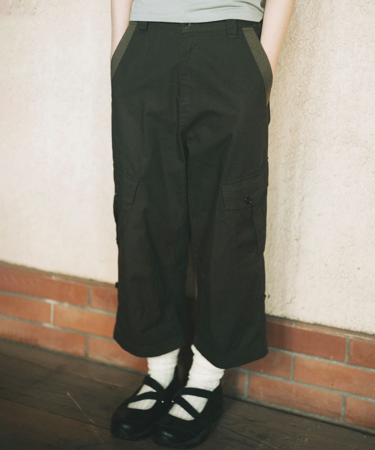 오헤시오(OHESHIO) CARGO POCKET ROLL-UP PANTS, BROWN