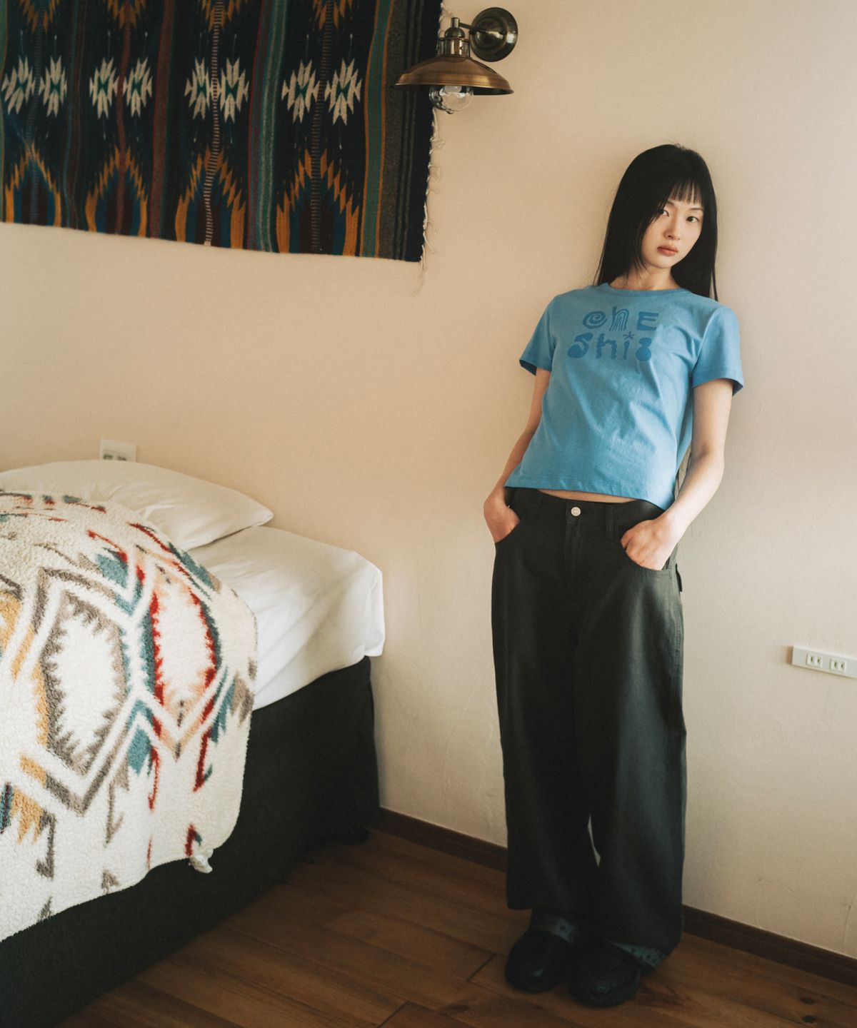 오헤시오(OHESHIO) FLORAL ROLL-UP COTTON PANTS, CHARCOAL