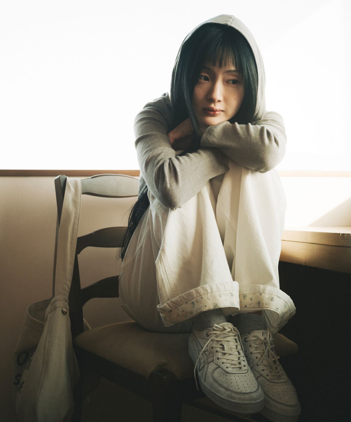 오헤시오(OHESHIO) FLORAL ROLL-UP COTTON PANTS, IVORY