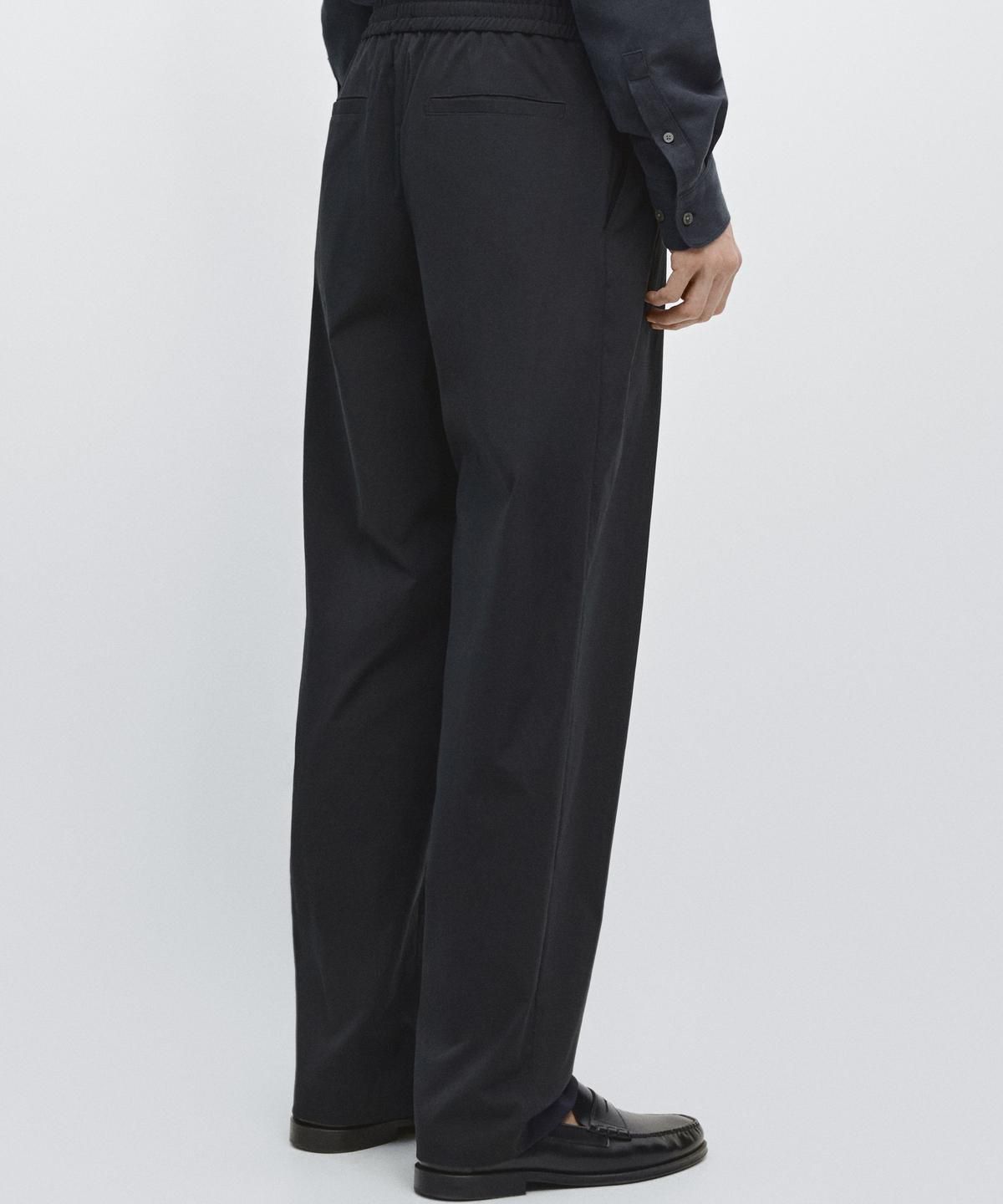 마시모두띠(MASSIMO DUTTI) 하이테크 토탈룩 팬츠