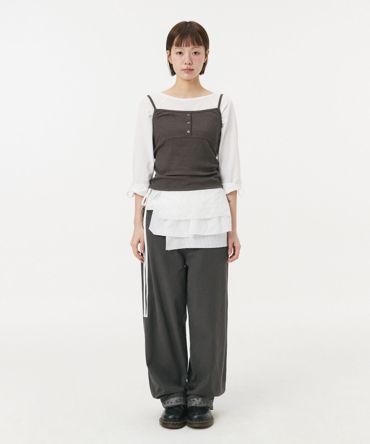 오헤시오(OHESHIO) STITCH BUTTON SLEEVELESS, BROWN