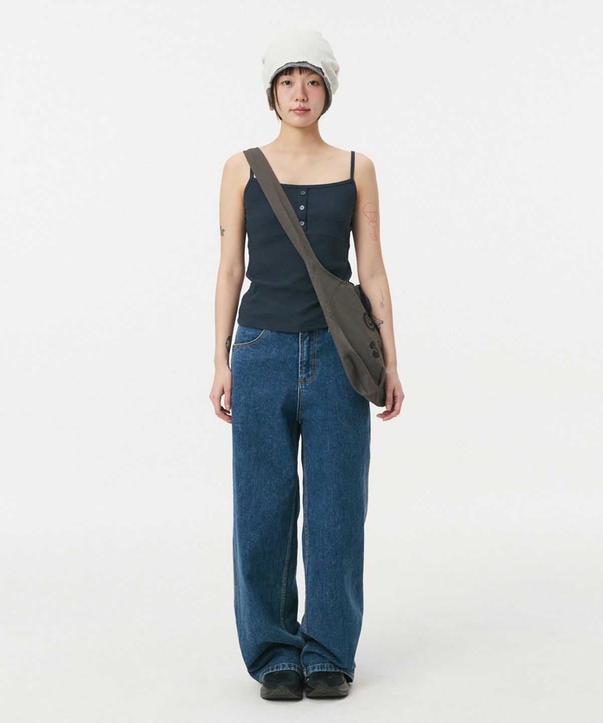 오헤시오(OHESHIO) STITCH BUTTON SLEEVELESS, NAVY