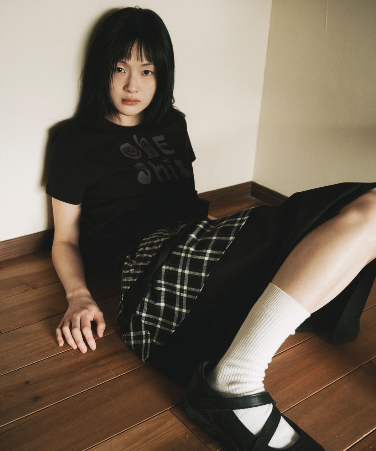 오헤시오(OHESHIO) ART LOGO T-SHIRT, BLACK