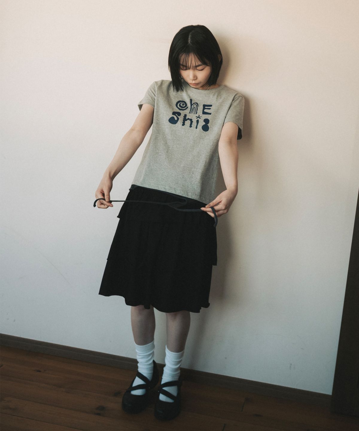 오헤시오(OHESHIO) ART LOGO T-SHIRT, MELANGE