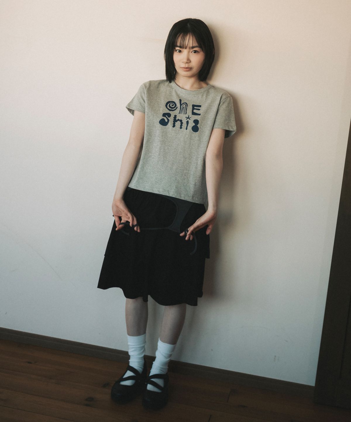 오헤시오(OHESHIO) ART LOGO T-SHIRT, MELANGE