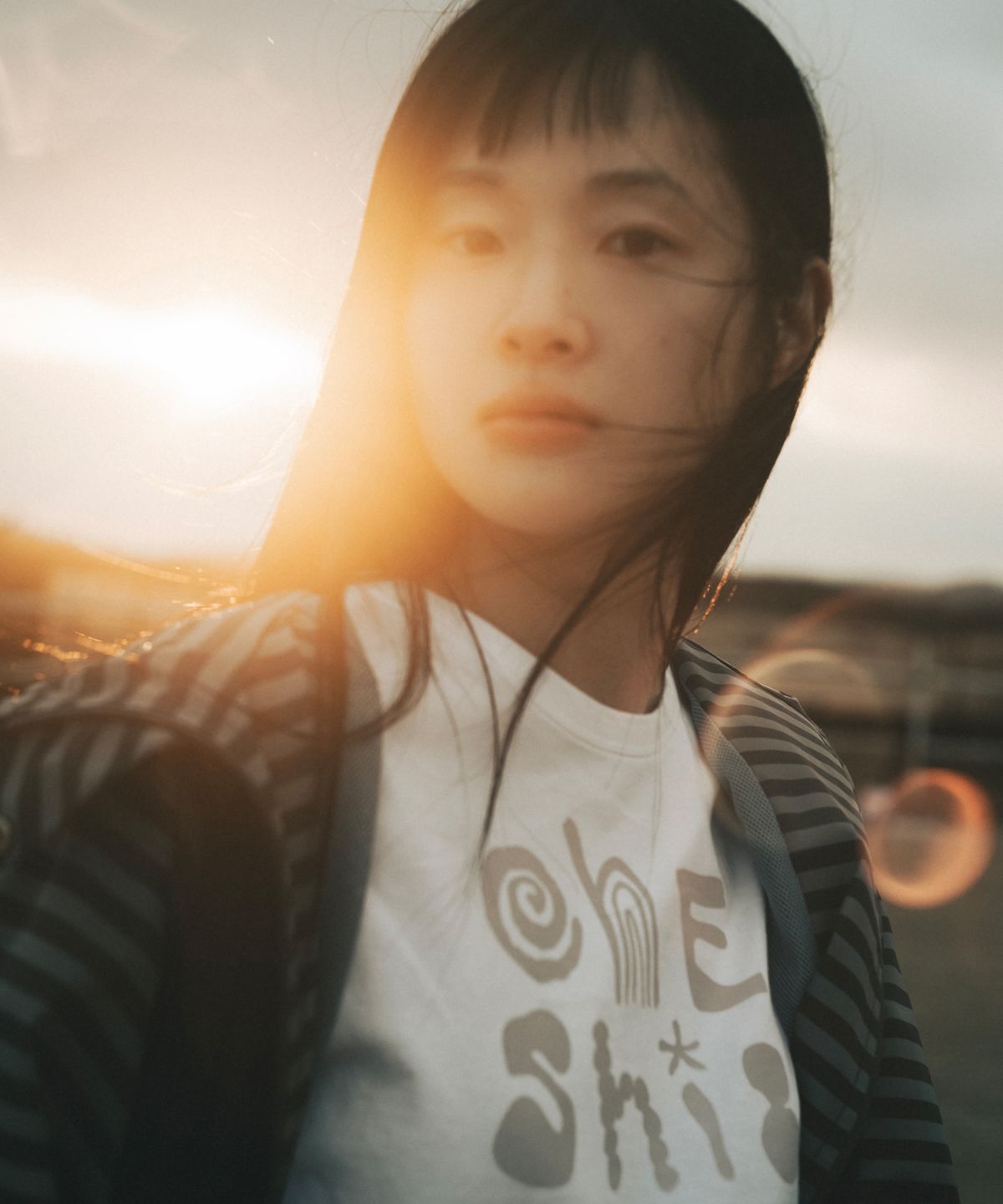 오헤시오(OHESHIO) ART LOGO T-SHIRT, WHITE