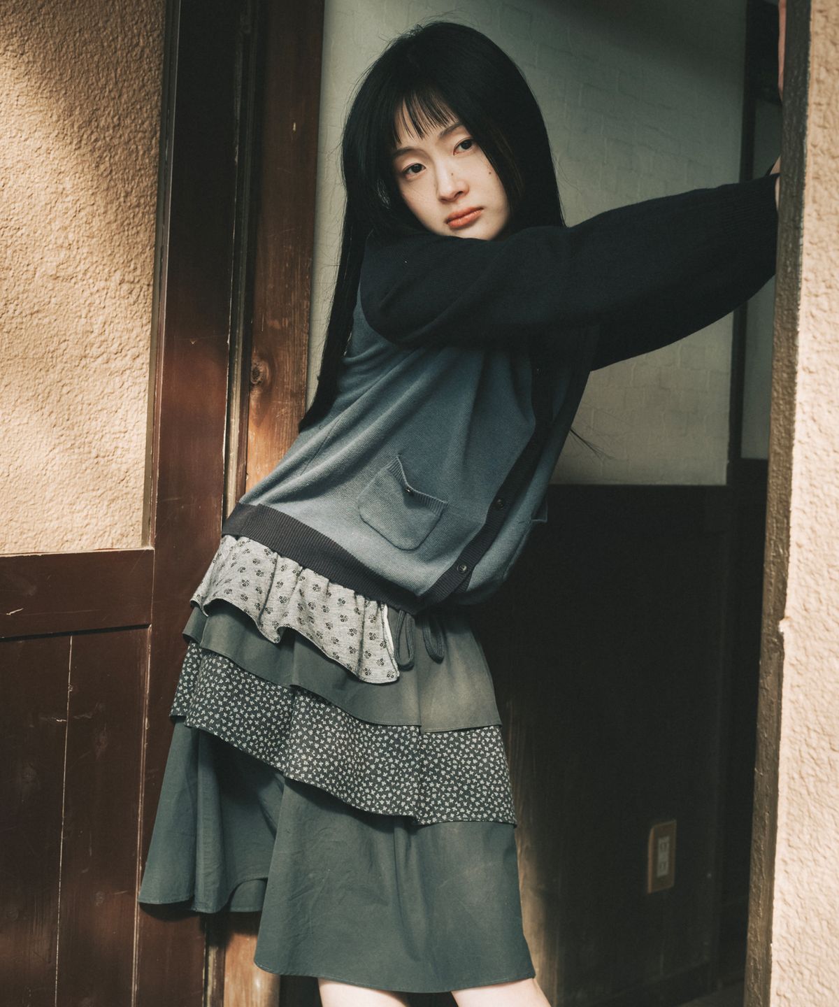 오헤시오(OHESHIO) STAR TWO TONE BUTTON CARDIGAN, BLUE