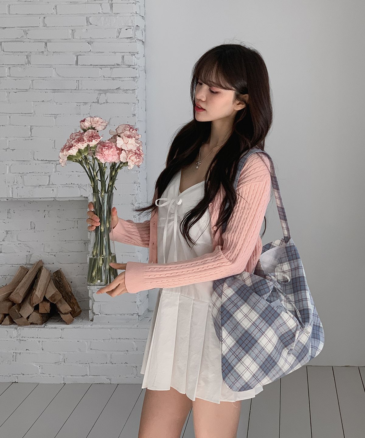 어틸스튜디오(ATIL STUDIO) 코지 체크 숄더백 _[포그블루]