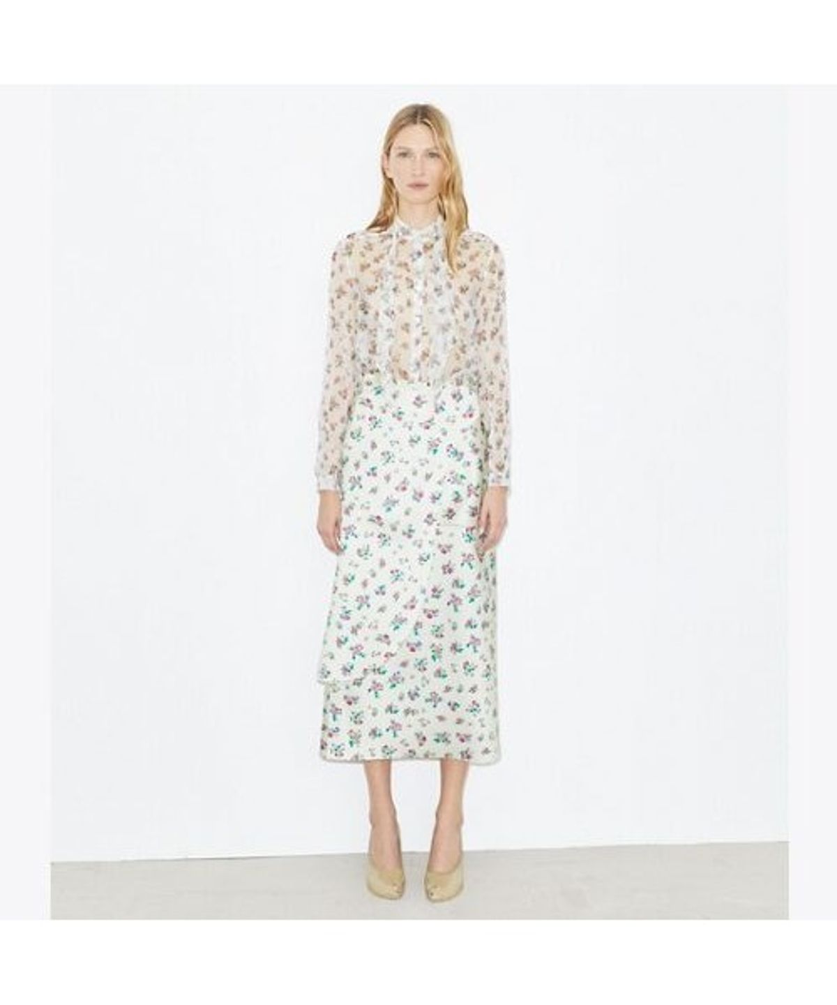 토리버치(TORYBURCH) 실크 보우 블라우스 - 멀티 딧시 플로럴