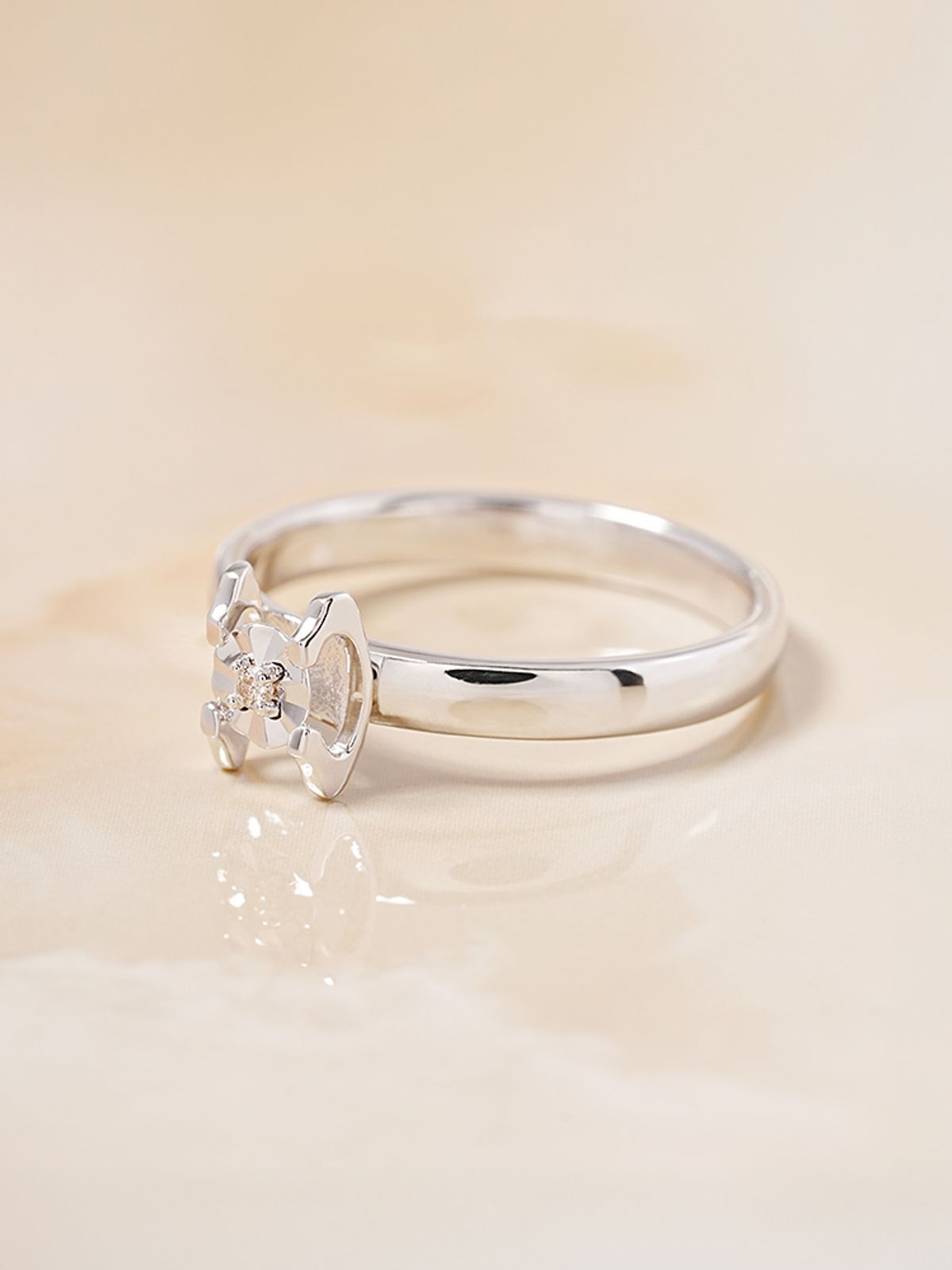미니멀피어싱(MINIMALPIERCING) 14K 18K 플래티넘 프레임 다이아몬드 반지