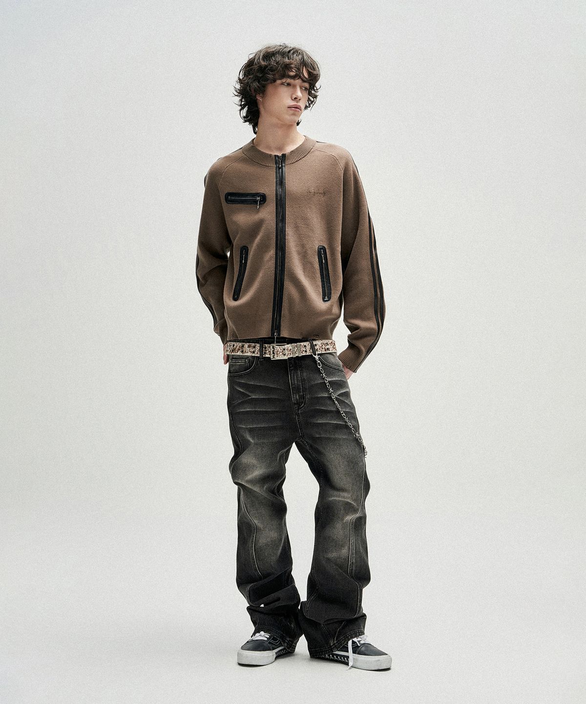 낫포너드(NOT4NERD) Distressed Side Trim Knit Zip Up - Brown
