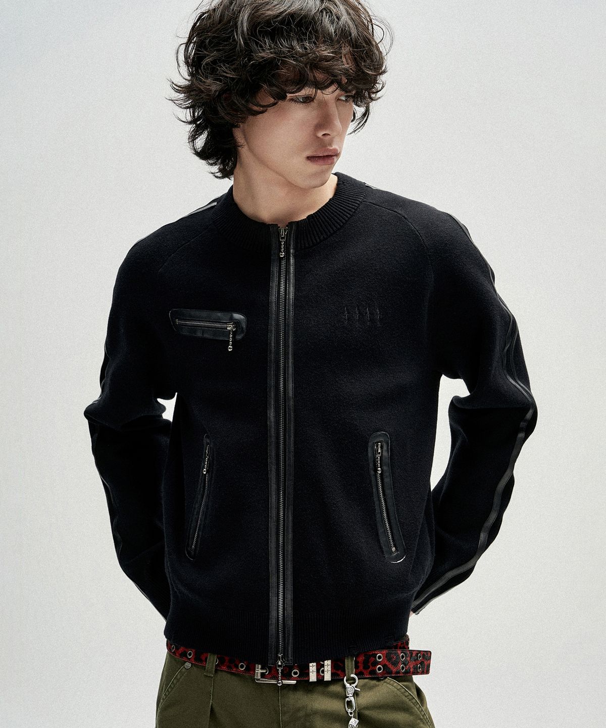 낫포너드(NOT4NERD) Distressed Side Trim Knit Zip Up - Black