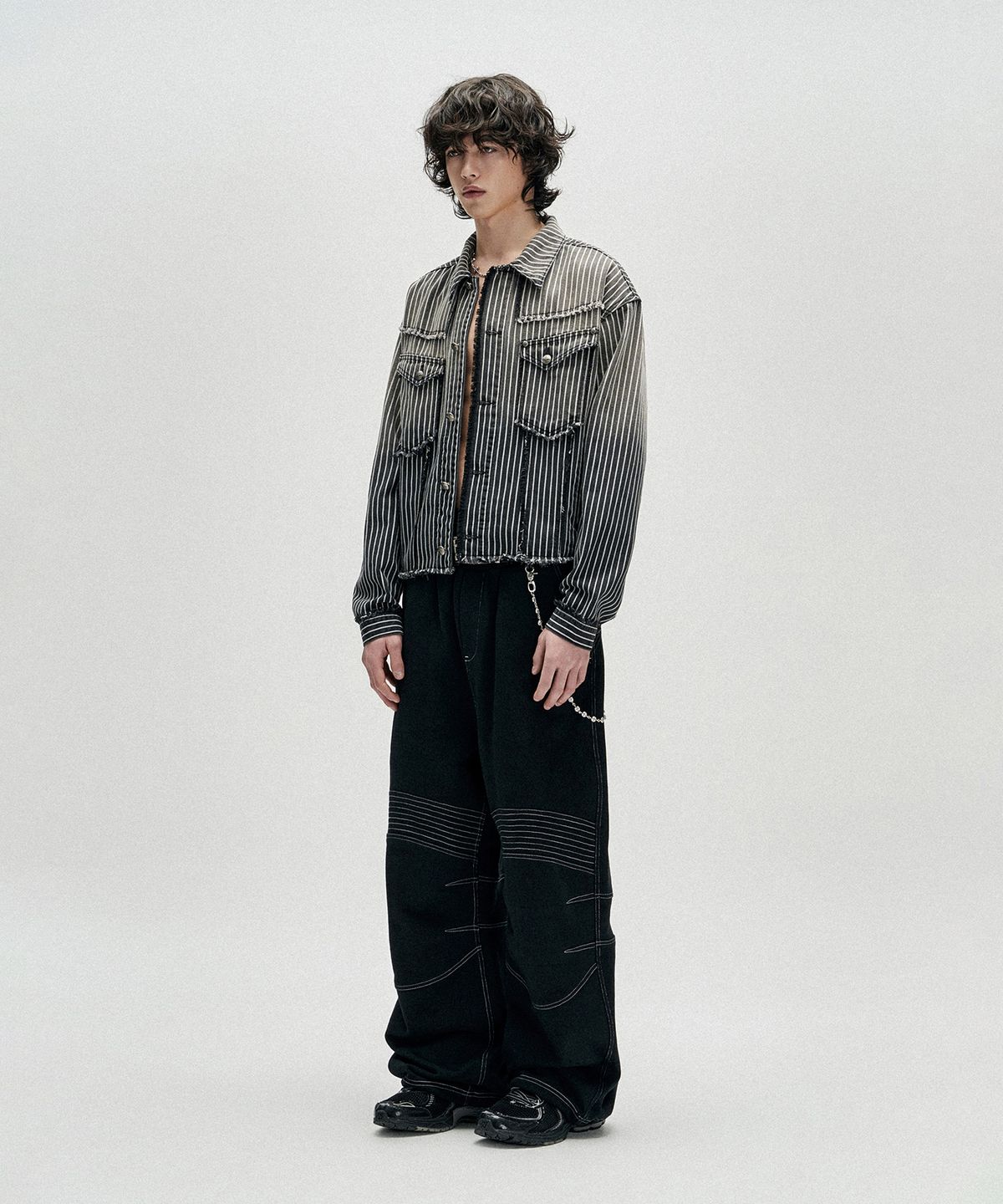 낫포너드(NOT4NERD) Dyed Stripe Raw Cut Stripe Denim Jacket - Black