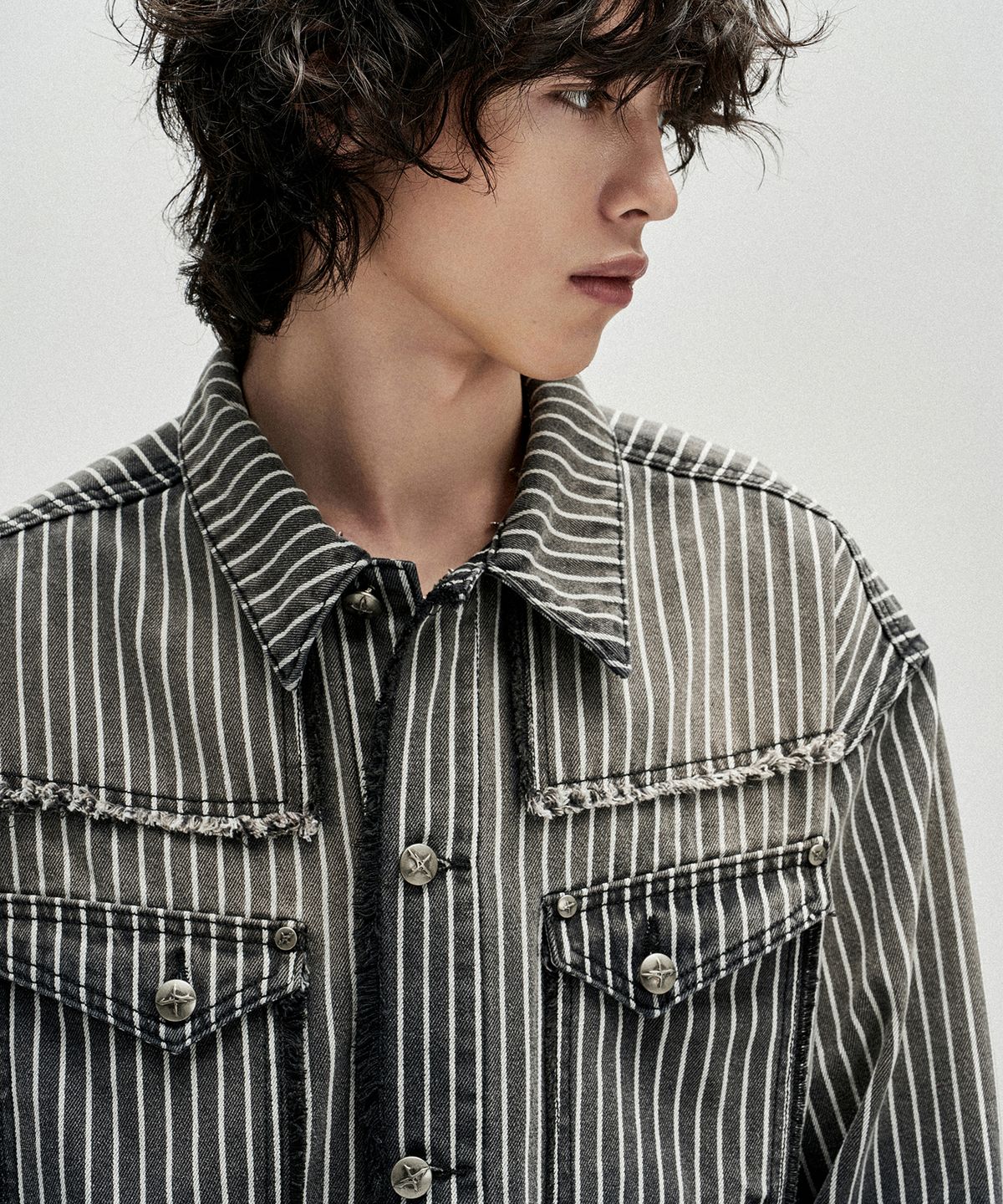 낫포너드(NOT4NERD) Dyed Stripe Raw Cut Stripe Denim Jacket - Black