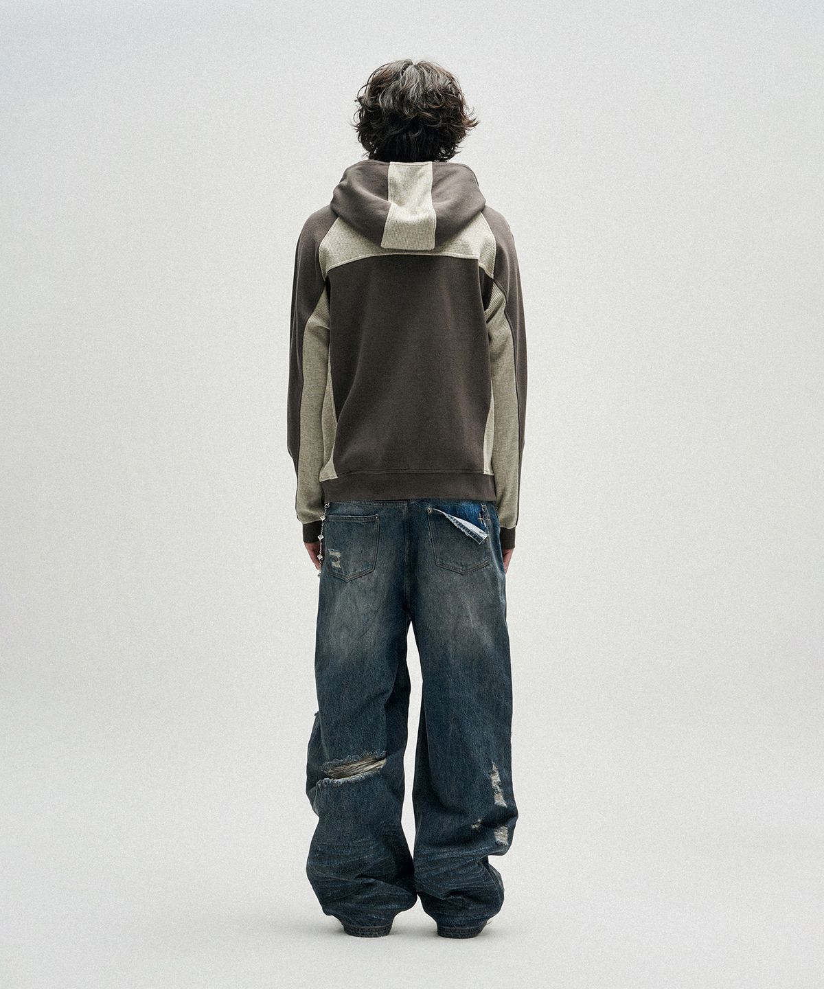 낫포너드(NOT4NERD) Diagonal Rib Panel Hood Zip Up - Charcoal
