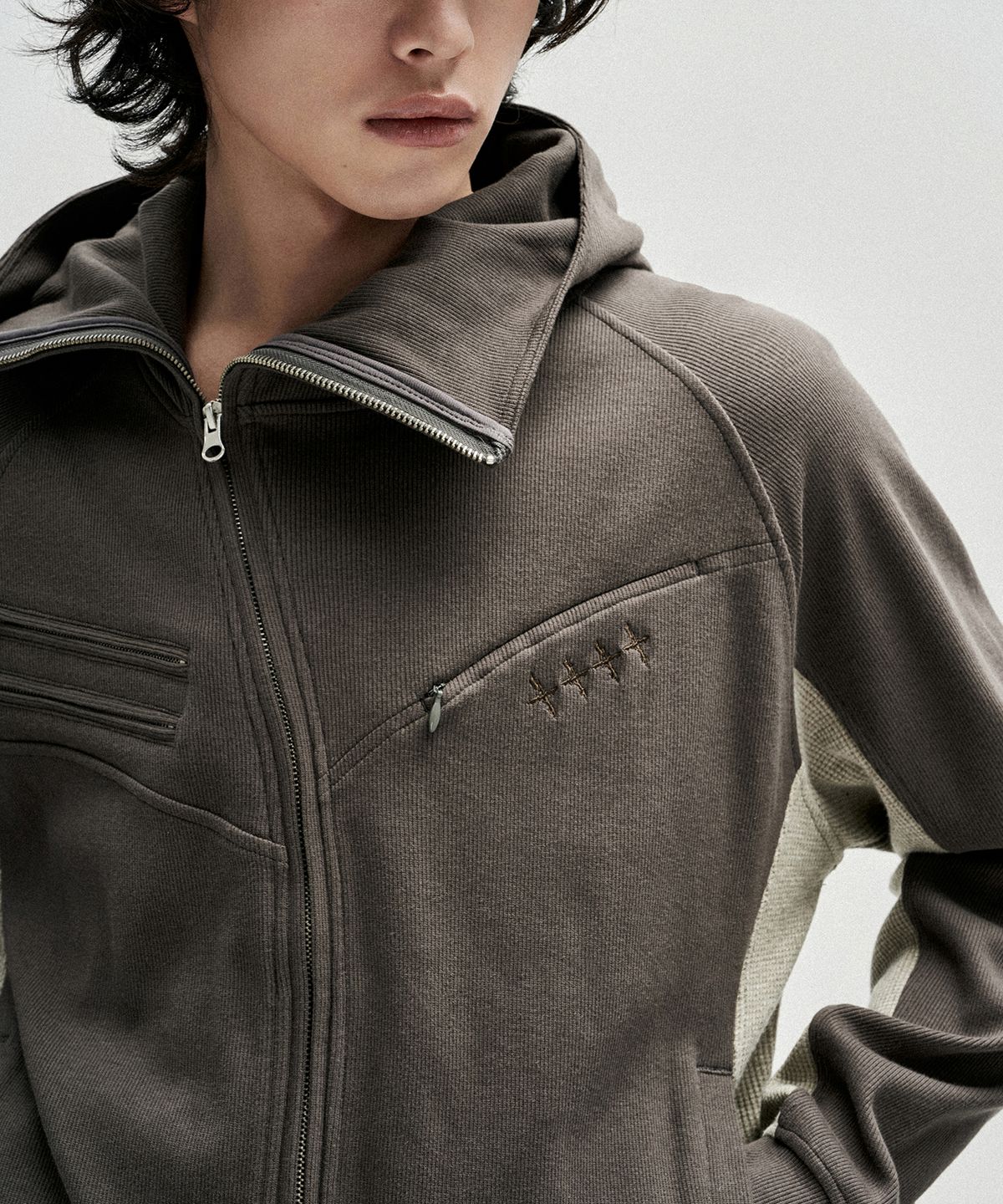 낫포너드(NOT4NERD) Diagonal Rib Panel Hood Zip Up - Charcoal