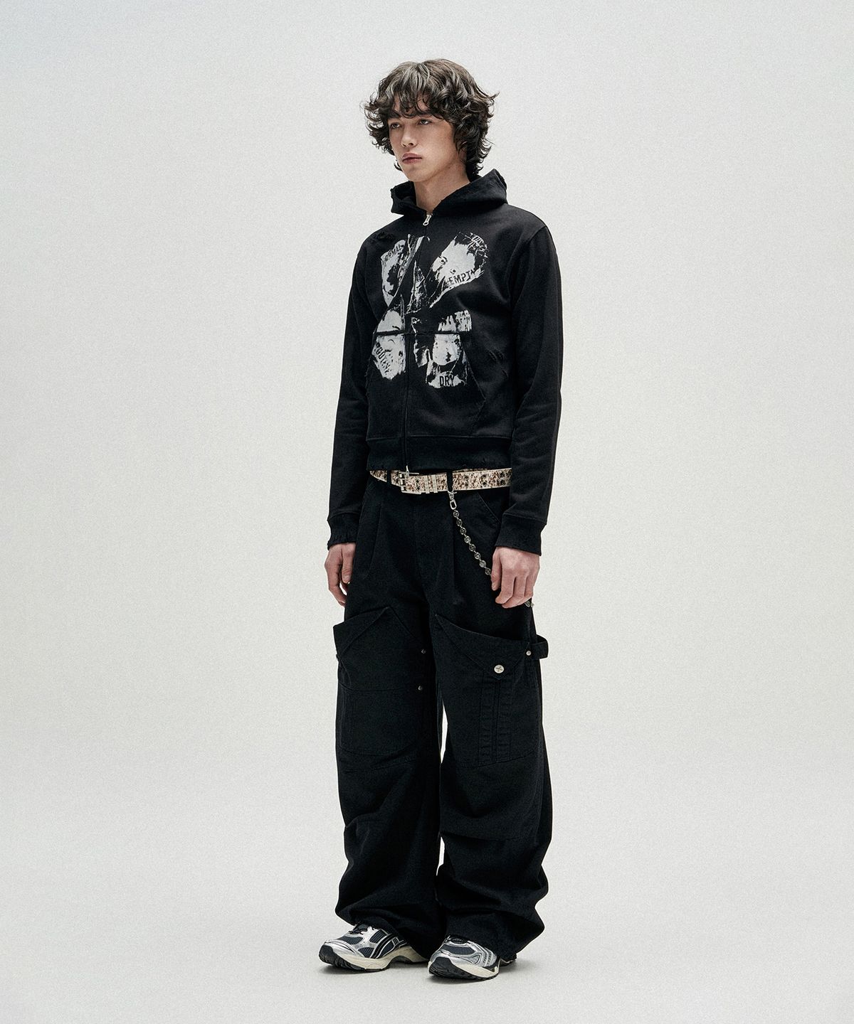 낫포너드(NOT4NERD) Flap Pocket Curved Cotton Pants - Black
