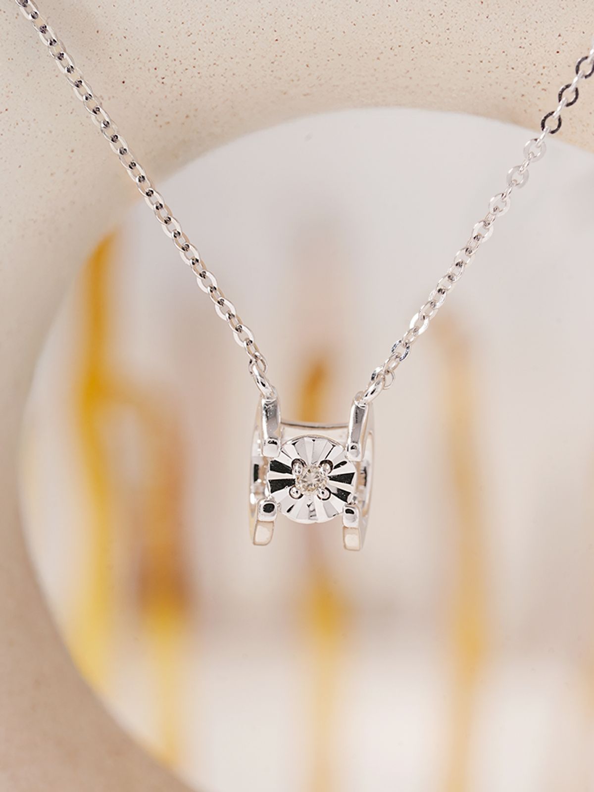 미니멀피어싱(MINIMALPIERCING) 14K 18K 플래티넘 프레임 다이아몬드 목걸이