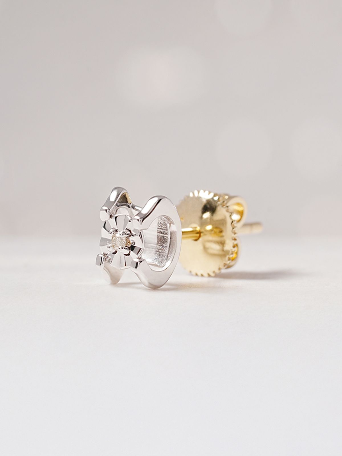 미니멀피어싱(MINIMALPIERCING) 14K 18K 플래티넘 프레임 다이아몬드 귀걸이