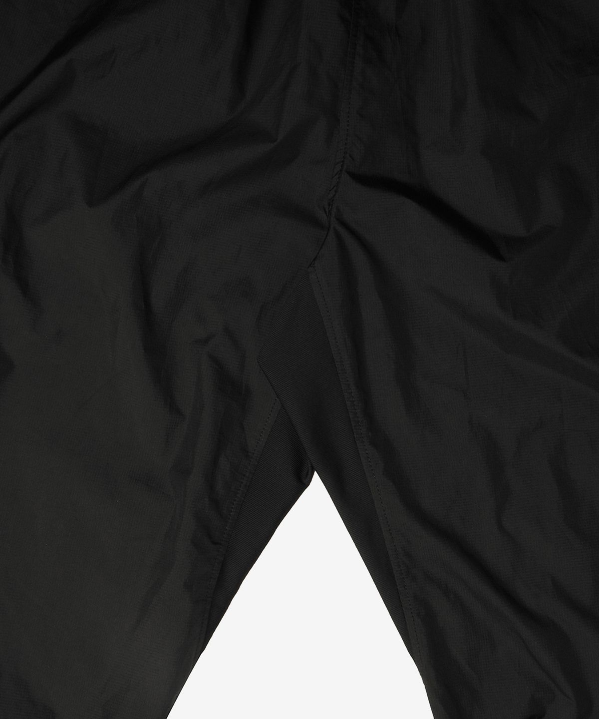 로움(ROWM) CONTRAST LIGHTWEIGHT PANTS (BLACK)