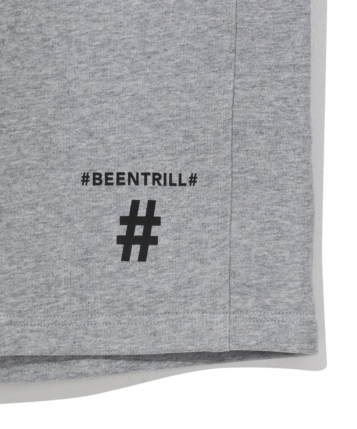 빈트릴(BEENTRILL) 스탠다드 해시태그 와이드 스웻 쇼츠(멜란지 그레이)